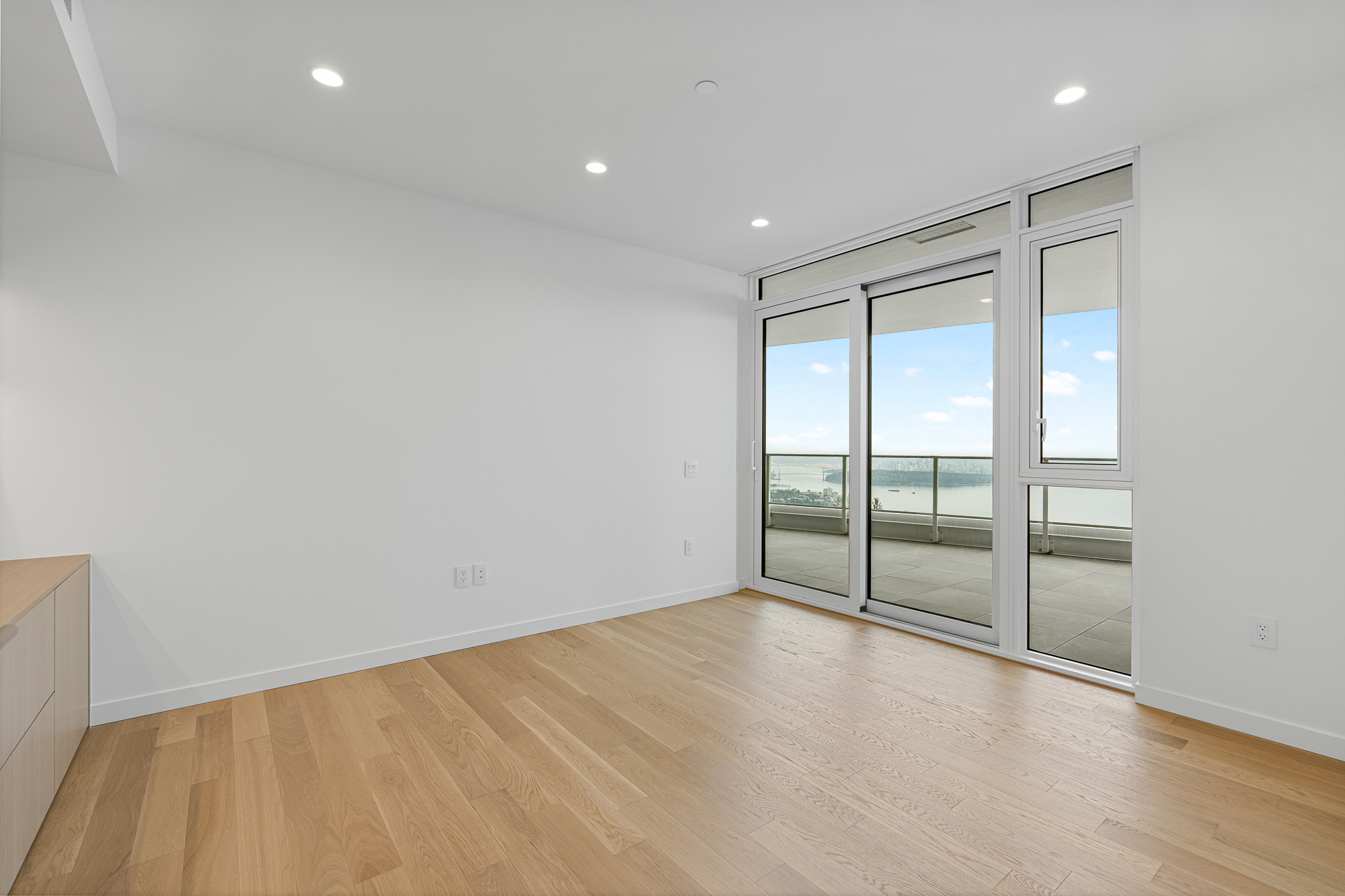 PH#1100 - 3963 Uplands Way